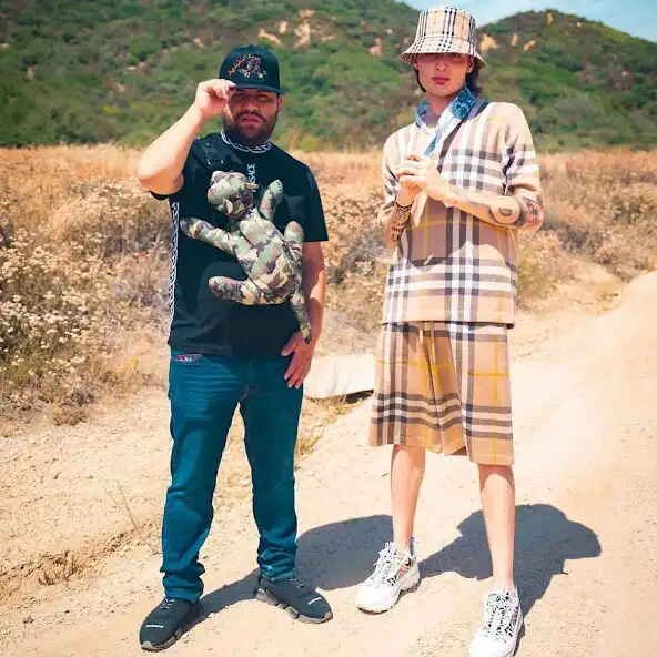 Play Peso Pluma Wallpaper, Photo 4K as an online game Peso Pluma Wallpaper, Photo 4K with UptoPlay