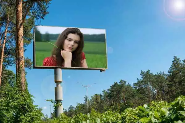 Play Photo In Hole