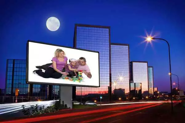 Play Photo In Hole