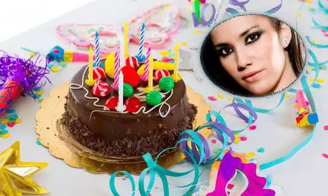 Play Photo Name on Birthday Cake