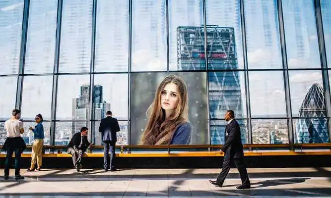 Play Photo Phunia Effect