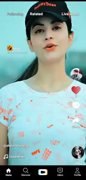 Play Pik Tok - Live Video Chat as an online game Pik Tok - Live Video Chat with UptoPlay