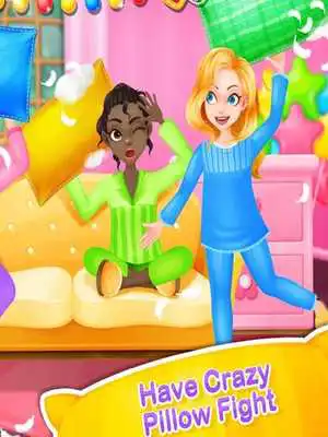 Play Pillow Fight