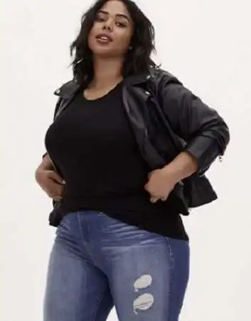 Play Plus Size Clothing Online as an online game Plus Size Clothing Online with UptoPlay