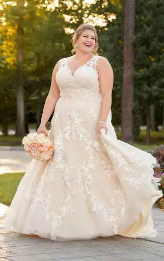 Play Plus Size Wedding Dresses