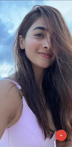 Play Pooja Hegde HD Wallpaper as an online game Pooja Hegde HD Wallpaper with UptoPlay