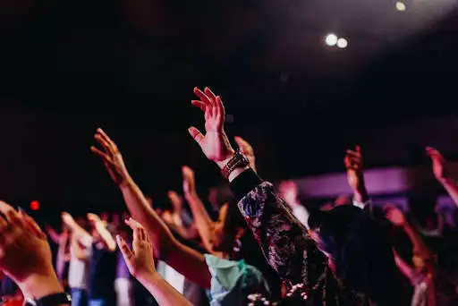 Play Praise & Worship Gospel Songs  and enjoy Praise & Worship Gospel Songs with UptoPlay