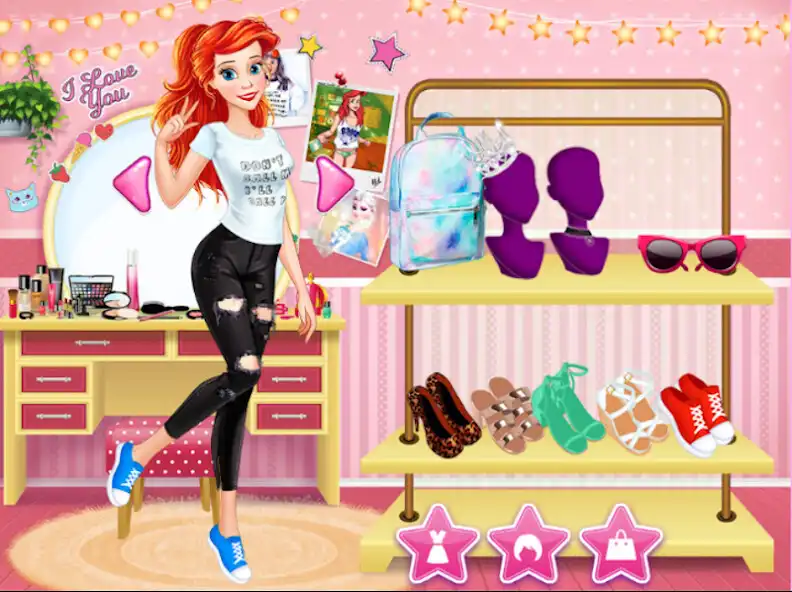 Play Princess College Dress up Game as an online game Princess College Dress up Game with UptoPlay