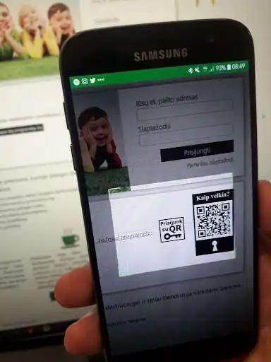 Play Prisijunk su QR  and enjoy Prisijunk su QR with UptoPlay