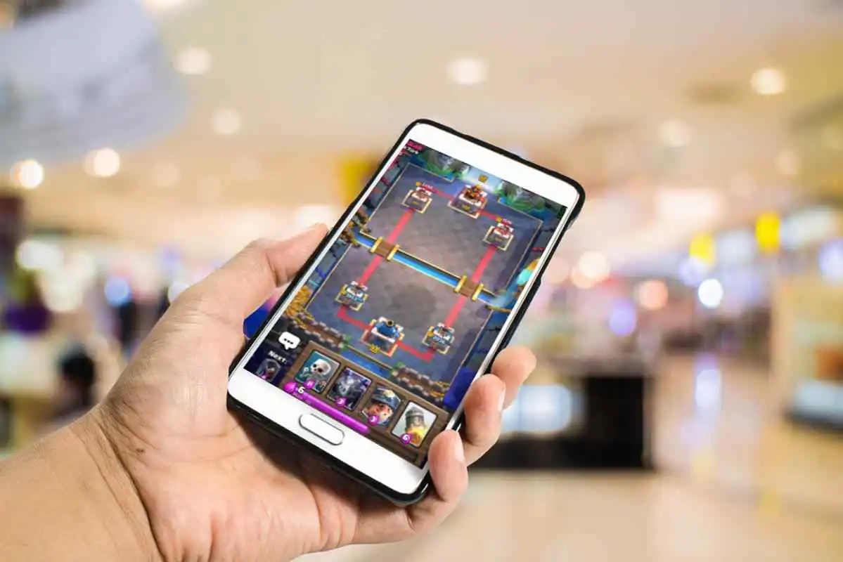 Play Pro Guide For Clash Royale