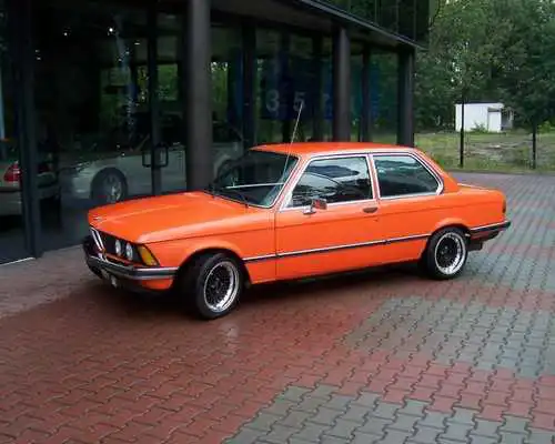 Play Puzzles with BMW 3series E21