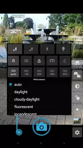 Play Qmote Camera as an online game Qmote Camera with UptoPlay