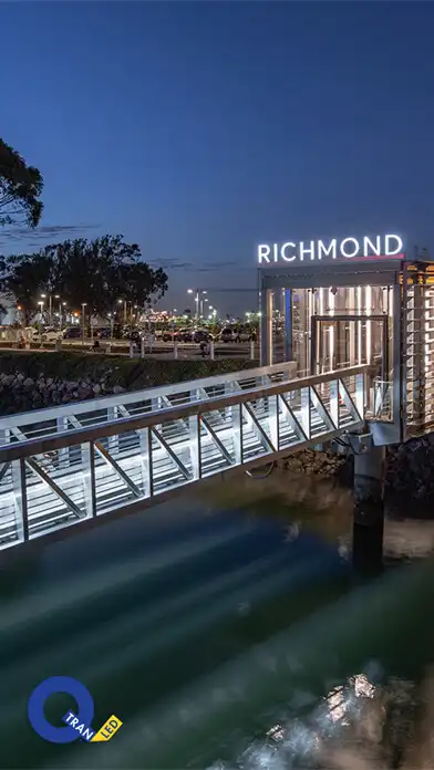 Play Q-Tran LED  and enjoy Q-Tran LED with UptoPlay