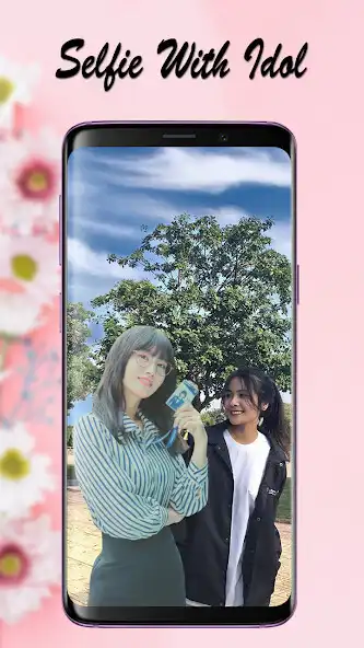 Play Quick Selfie With Hirai Momo (TWICE)  and enjoy Quick Selfie With Hirai Momo (TWICE) with UptoPlay
