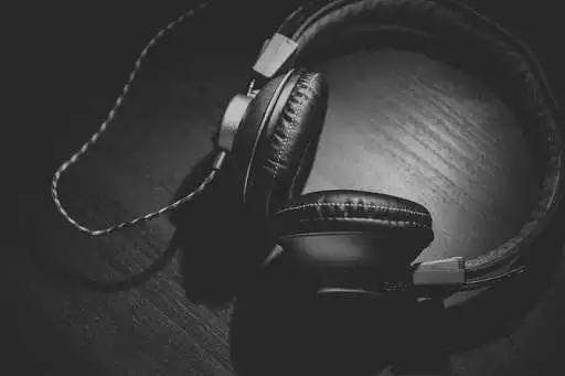 Play Radio FM Portugal as an online game Radio FM Portugal with UptoPlay