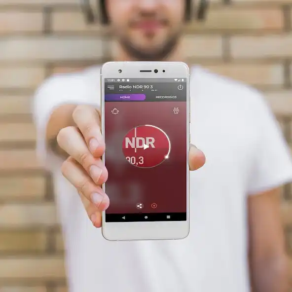 Play Radio NDR 90 3 Hamburg FM DE  and enjoy Radio NDR 90 3 Hamburg FM DE with UptoPlay