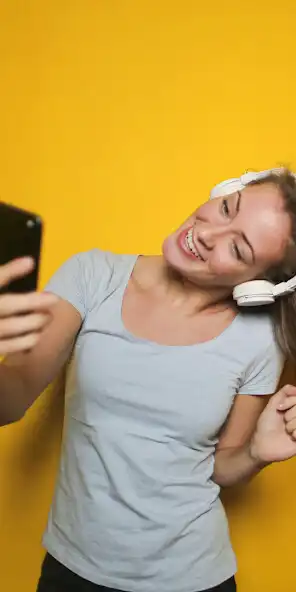 Play RAI Isoradio  and enjoy RAI Isoradio with UptoPlay