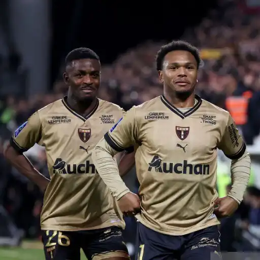Play Rc Lens 4K Wallpapers APK