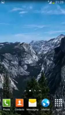 Play Realistic Video Wallpapers