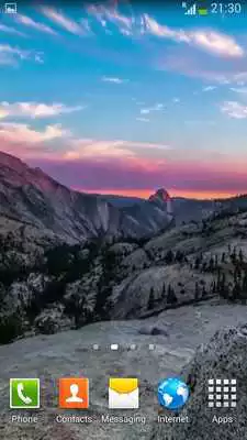 Play Realistic Video Wallpapers