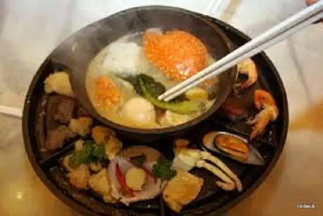 Play RedWok Restaurant