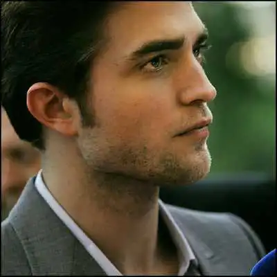 Play Robert Pattinson HD Wallpaper Play Robert Pattinson HD Wallpaper