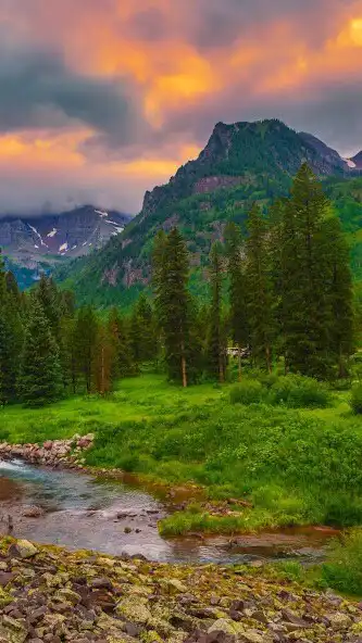 Play Rocky Mountains Wallpaper as an online game Rocky Mountains Wallpaper with UptoPlay