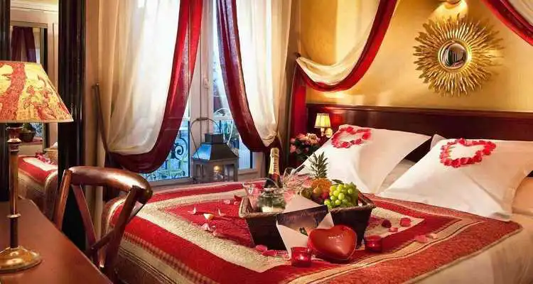 Play Romantic Bedroom Decoration