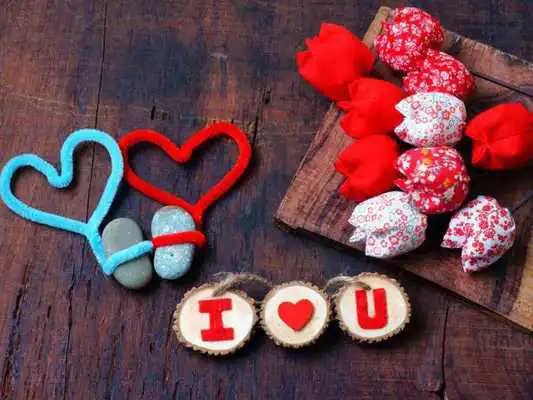Play Romantic HD Wallpaper 2018