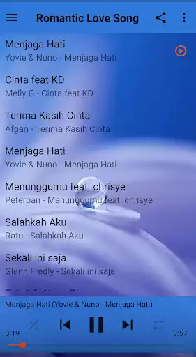 Play Romantic Love Song as an online game Romantic Love Song with UptoPlay