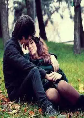Play Romantic Love Wallpapers