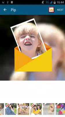 Play Romantic Photo Pip Camera - Christmas Frames