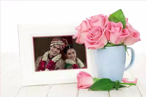 Play Roses Photo Frames as an online game Roses Photo Frames with UptoPlay