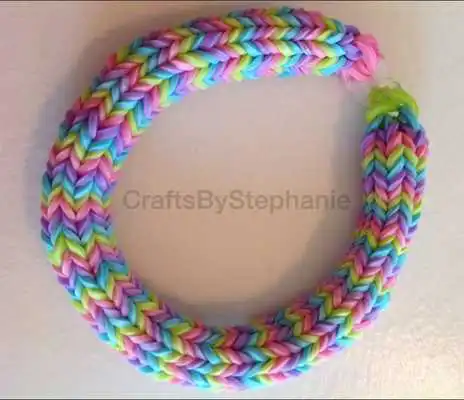 Play Rubber Band Bracelets