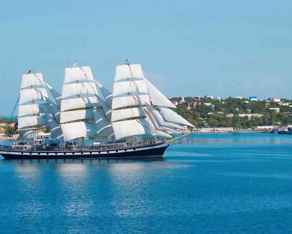 Play Sailing Yacht Ships Jigsaw Puzzles Game