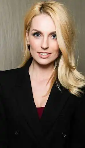 Play Sasha Savelieva selfie photo editor  and enjoy Sasha Savelieva selfie photo editor with UptoPlay