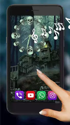 Play Scary Halloween Clock  and enjoy Scary Halloween Clock with UptoPlay