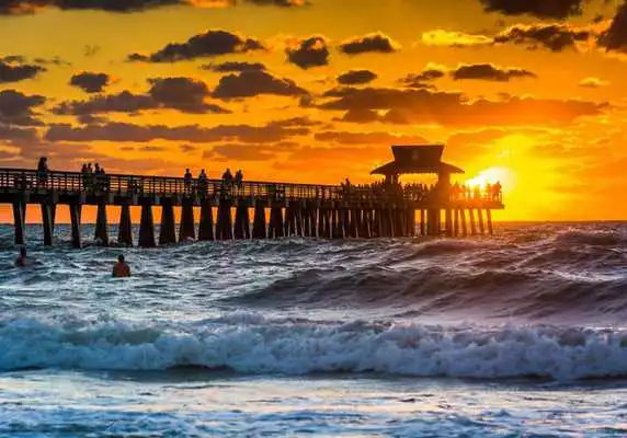 Play Seaside Puzzle