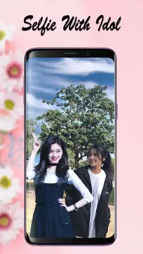 Play Selfie Camera With Kim Do-yeon (I.O.I)  and enjoy Selfie Camera With Kim Do-yeon (I.O.I) with UptoPlay