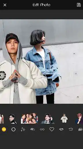 Play Selfie With GOT7 as an online game Selfie With GOT7 with UptoPlay