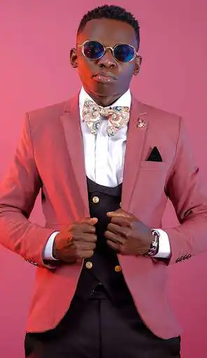 Play Selfie With John Blaq and Photo Editor  and enjoy Selfie With John Blaq and Photo Editor with UptoPlay