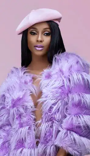 Play Selfie With Vanessa Mdee and Photo Editor  and enjoy Selfie With Vanessa Mdee and Photo Editor with UptoPlay