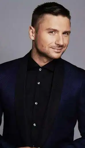 Play Sergey Lazarev selfie photo editor  and enjoy Sergey Lazarev selfie photo editor with UptoPlay