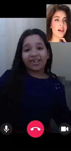 Play SHFA Video Call and Fake Chat as an online game SHFA Video Call and Fake Chat with UptoPlay