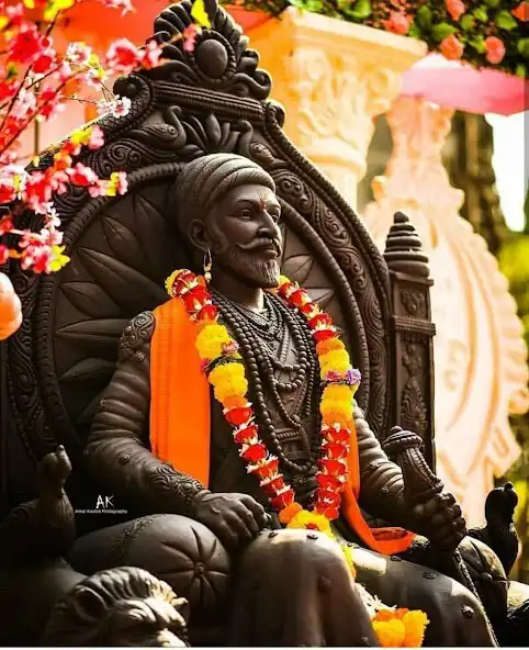 Play Shivaji Maharaj Powada  and enjoy Shivaji Maharaj Powada with UptoPlay
