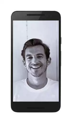 Play Simple Mirror