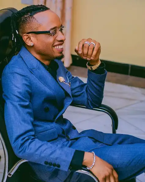Play Singeli Mpya Kila Siku  and enjoy Singeli Mpya Kila Siku with UptoPlay