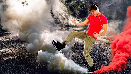 Play Smoke Effect Photo Editor as an online game Smoke Effect Photo Editor with UptoPlay
