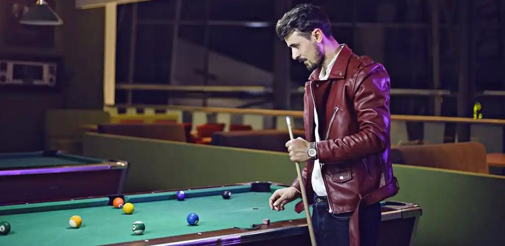 Play Snooker (8 pool)  and enjoy Snooker (8 pool) with UptoPlay