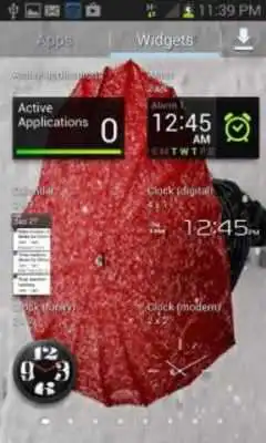 Play Snowy Red Umbrella LWP